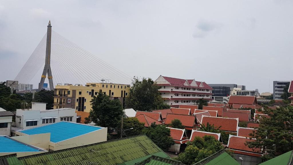 Privacy Top Floor​